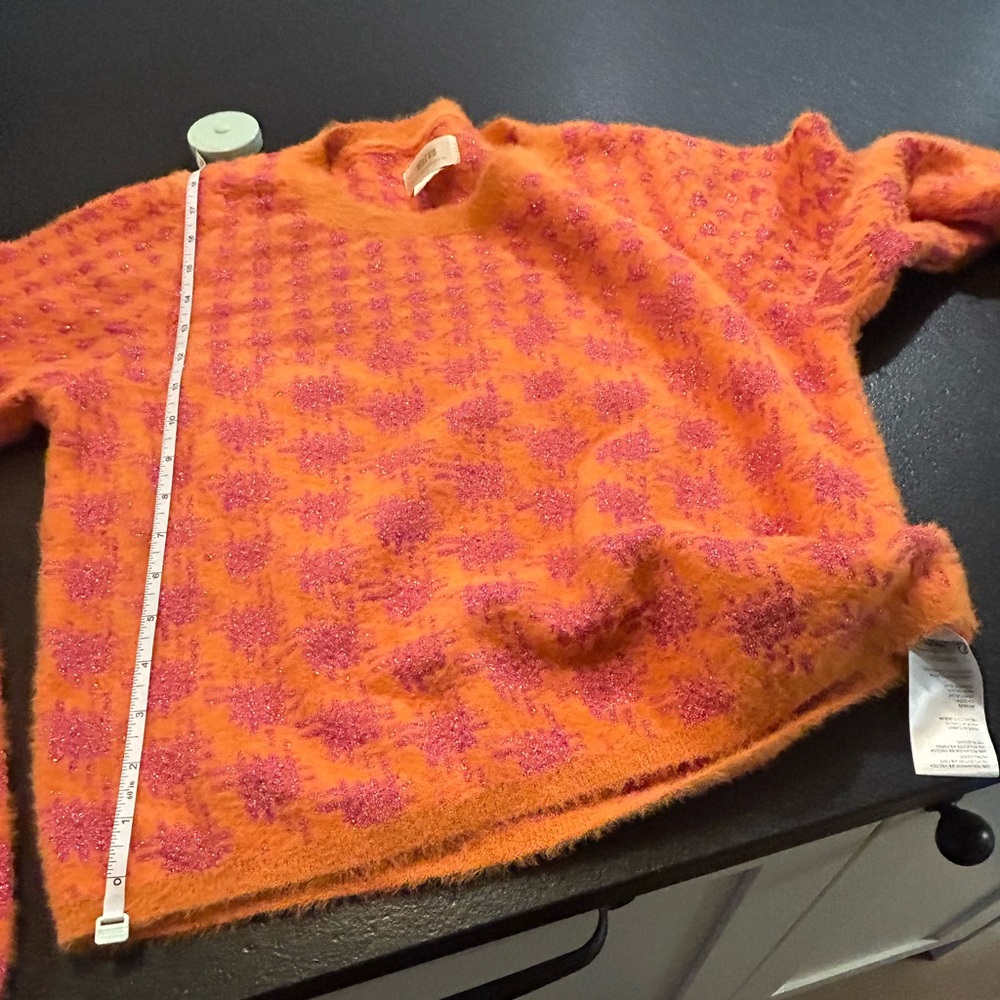 Great sweater- boxy and super fun. - Picture 4 of 8